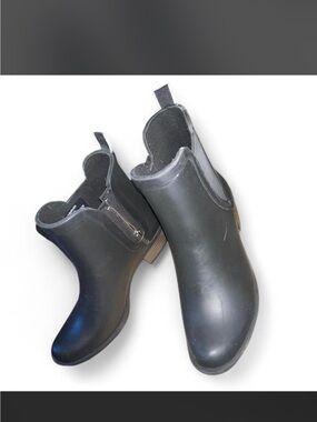 Lucky Brand Black Ankle Rain Boots